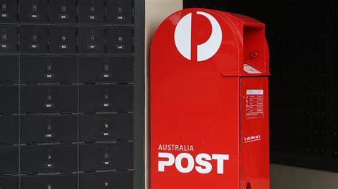 Aussie Post delivers $88m loss as letter volumes dive to 1950s .